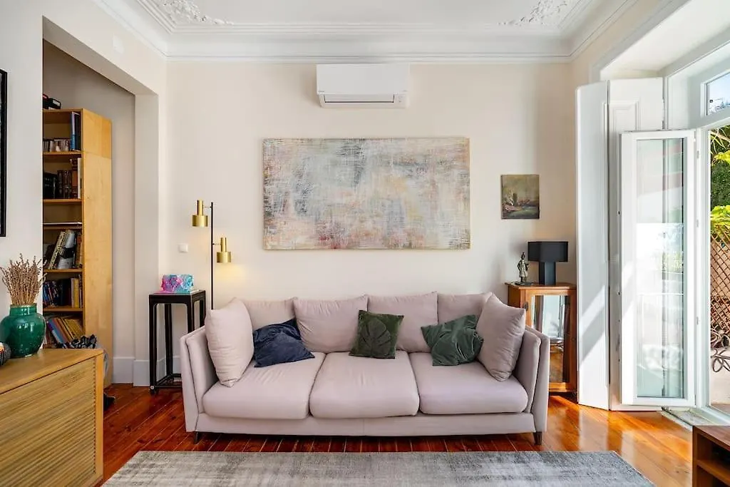 Flat Art - Luxury With Private Pool & Garden Apartment Lisbon 0*,  Portugal