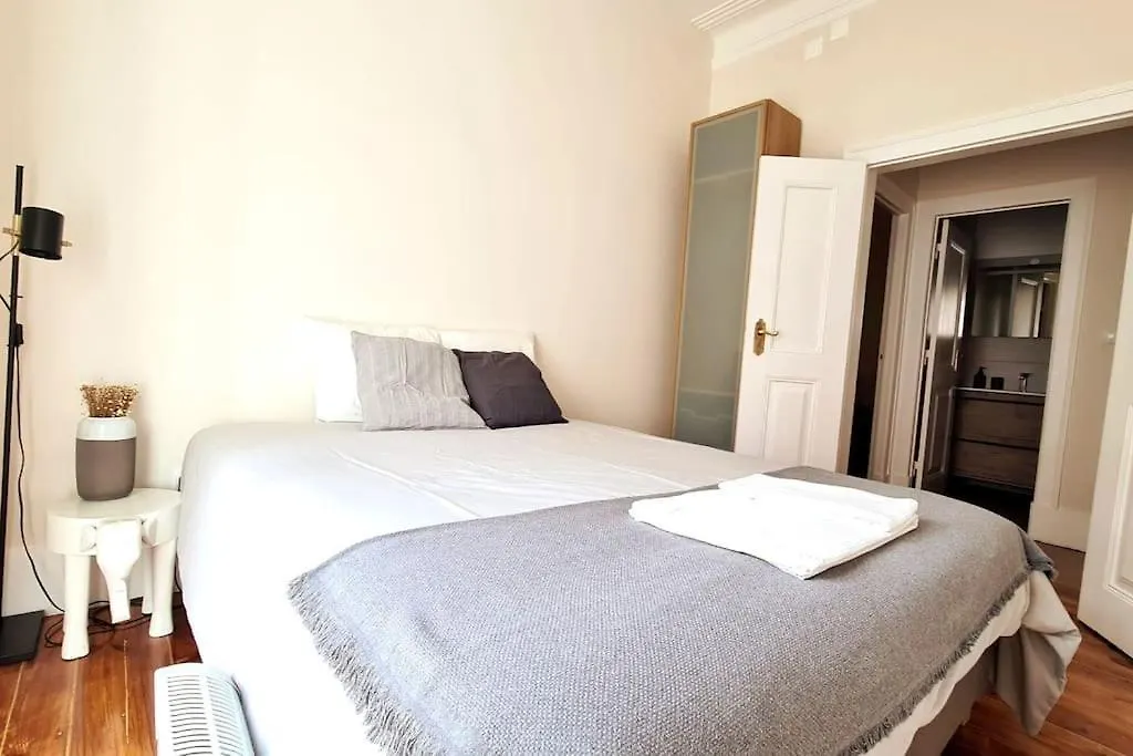 Flat Art - Luxury With Private Pool & Garden Apartment Lisbon 0*,  Portugal
