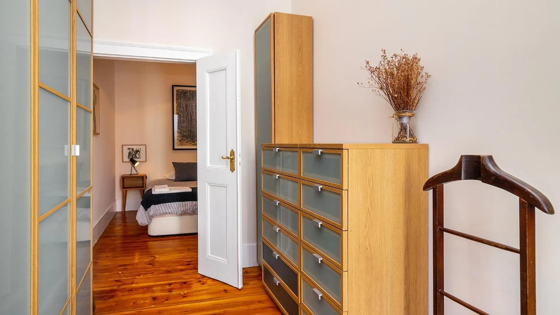 Flat Art - Luxury With Private Pool & Garden Apartment Lisbon 0*,  Portugal